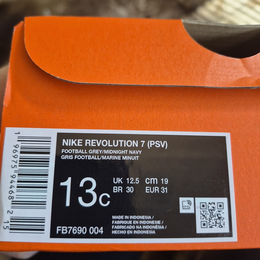 Kids Pink and White Athletic Sneakers - Brand: Nike - Picture 3 of 5